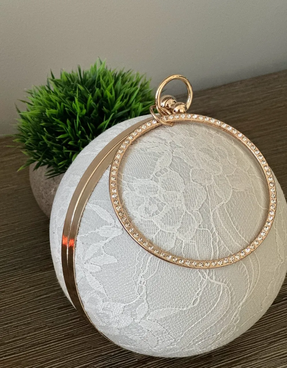 Round Lace Clutch