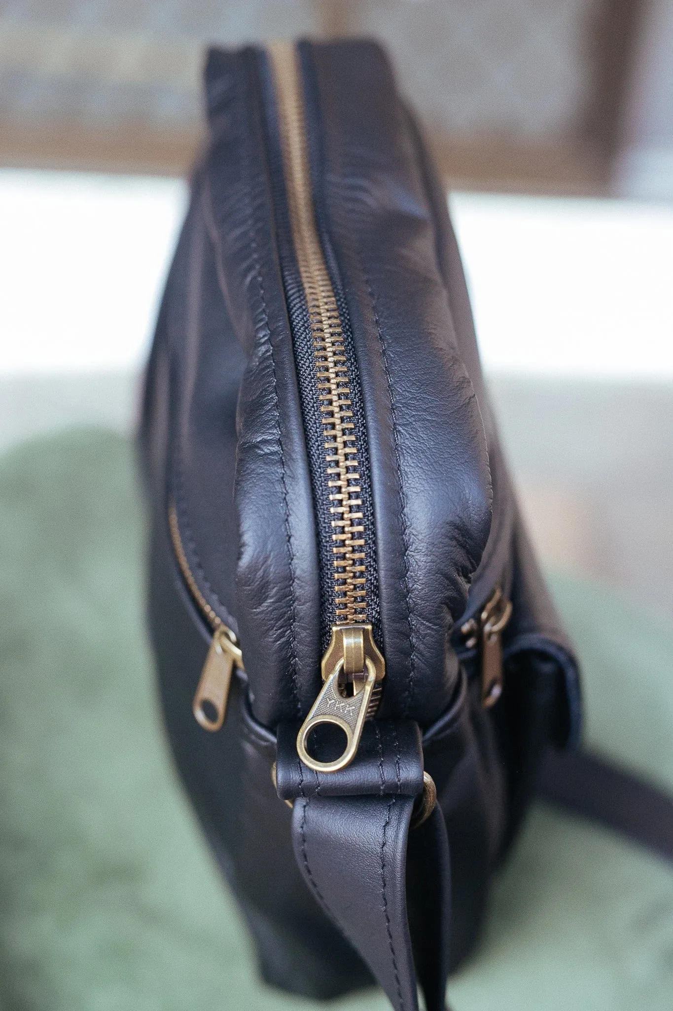 Sydney Satchel Sidebag