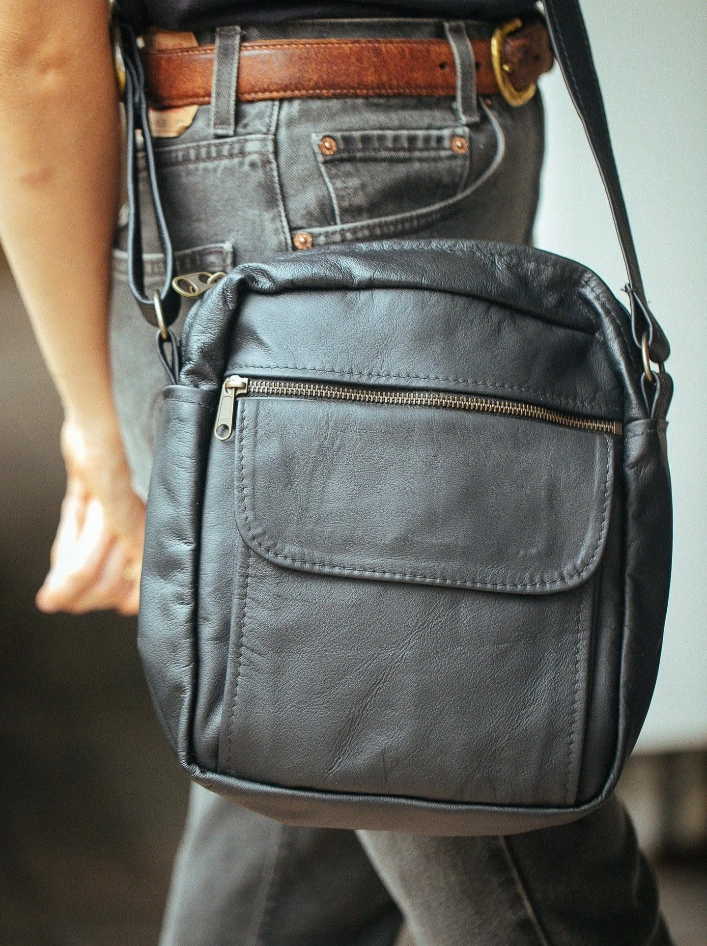 Sydney Satchel Sidebag