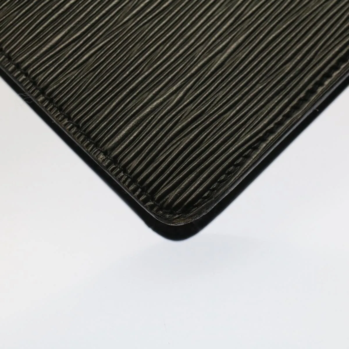 Trendy Inspired Louis Vuitton Epi Pochette Homme Clutch Bag Black M52522 Lv Auth 52970