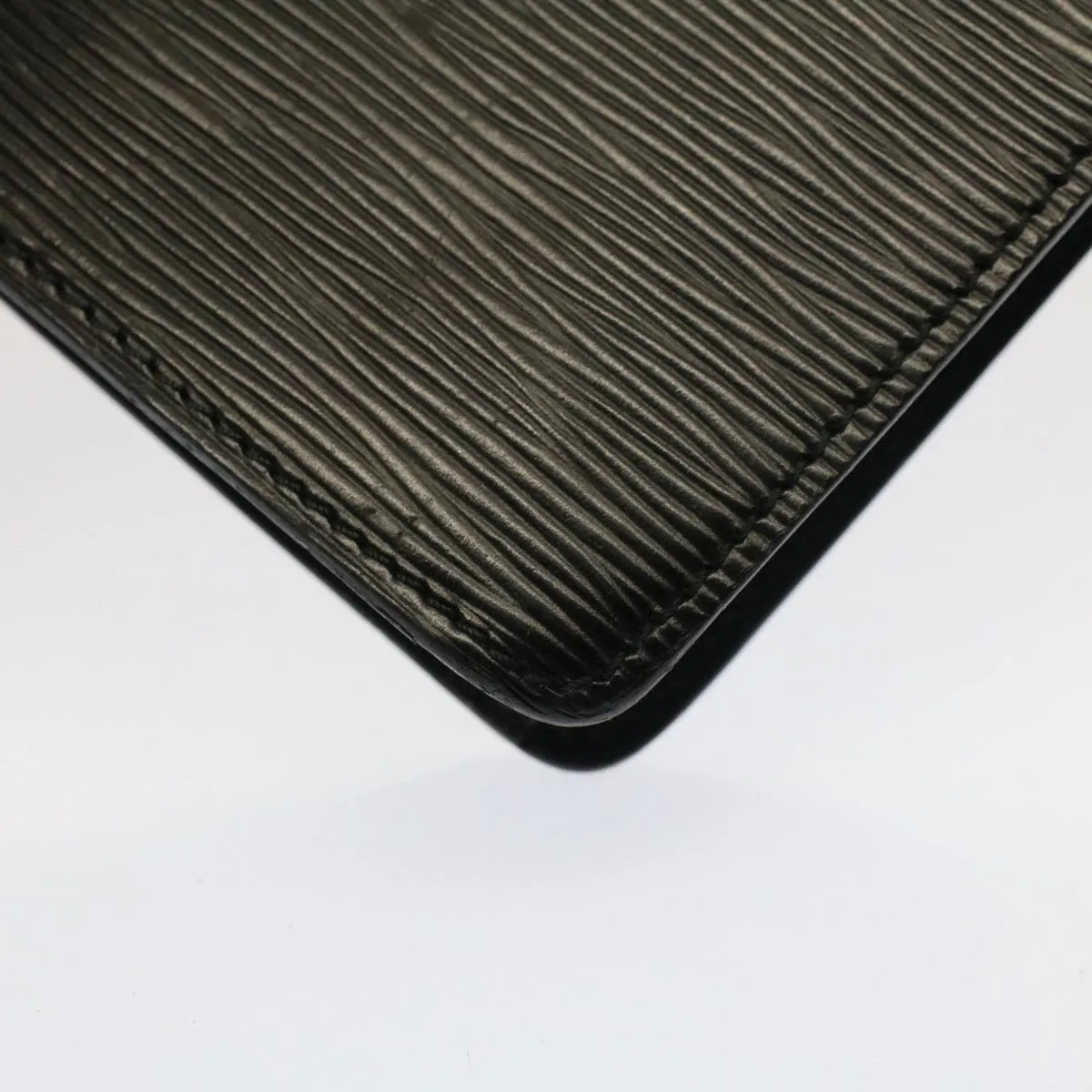 Trendy Inspired Louis Vuitton Epi Pochette Homme Clutch Bag Black M52522 Lv Auth 52970