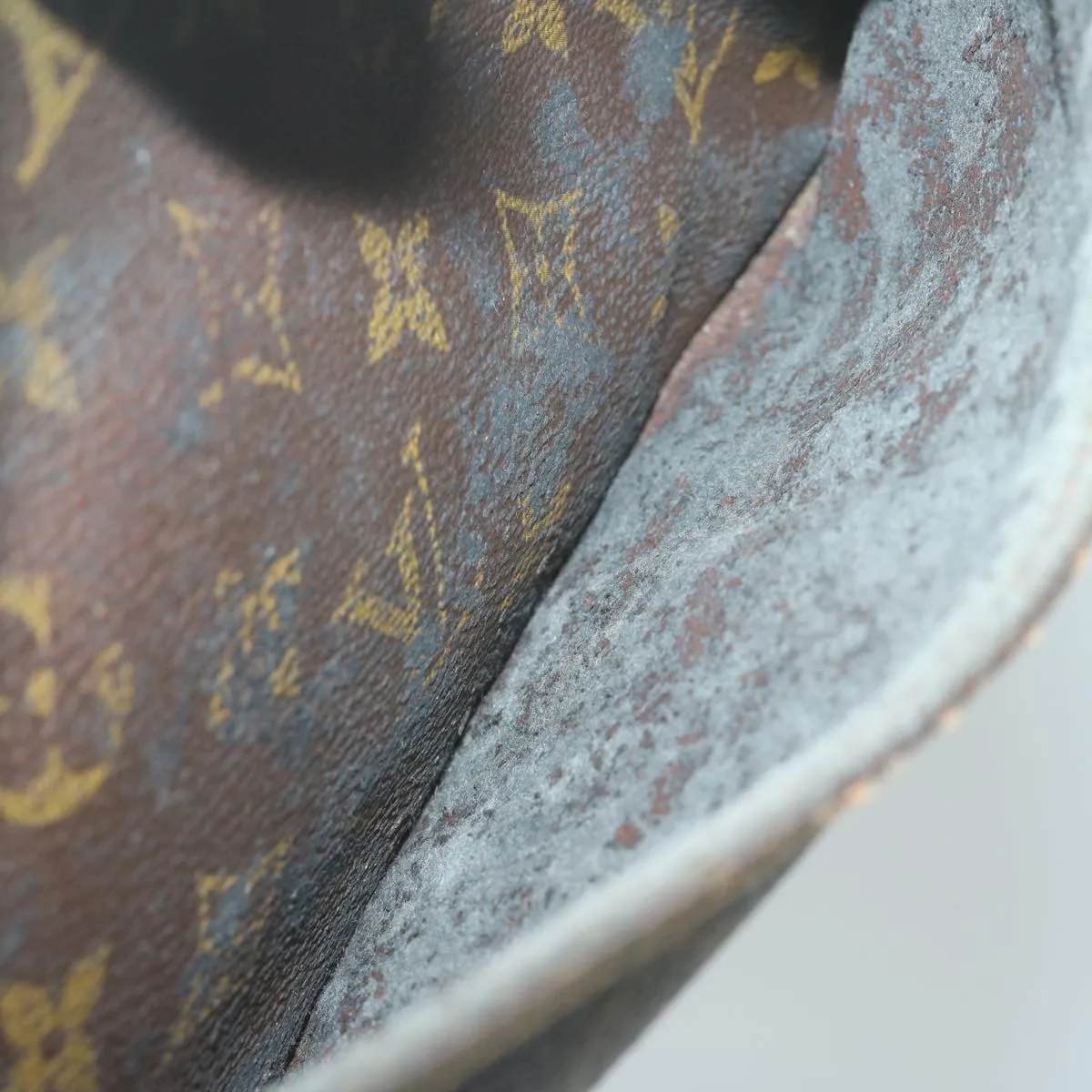 Trendy Inspired Louis Vuitton Monogram Compiegne 23 Clutch Bag M51847 Lv Auth 64705