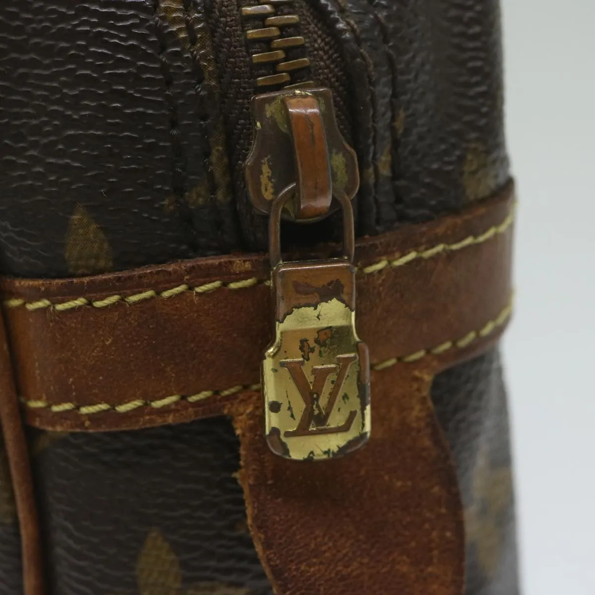 Trendy Inspired Louis Vuitton Monogram Compiegne 28 Clutch Bag M51845 Lv Auth Bs10529