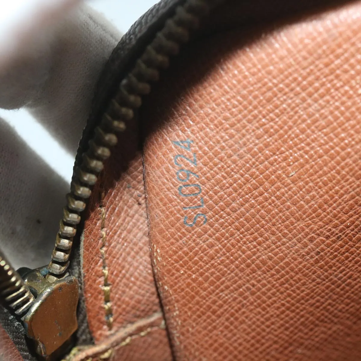 Trendy Inspired Louis Vuitton Monogram Marly Dragonne Gm Clutch Bag M51825 Lv Auth 56914