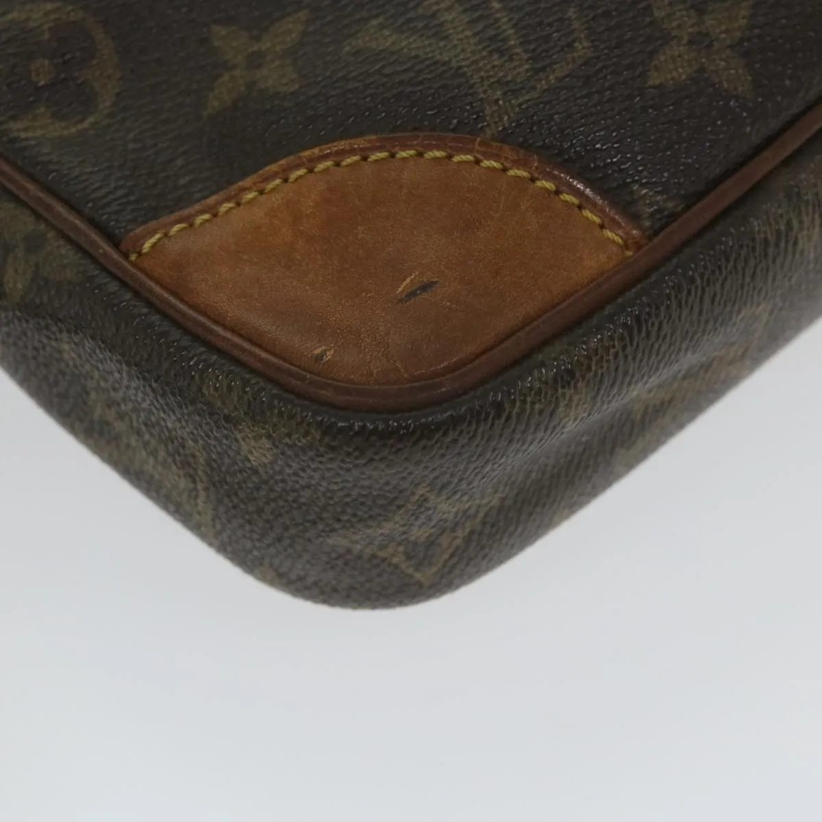 Trendy Inspired Louis Vuitton Monogram Marly Dragonne Gm Clutch Bag M51825 Lv Auth Ac2410