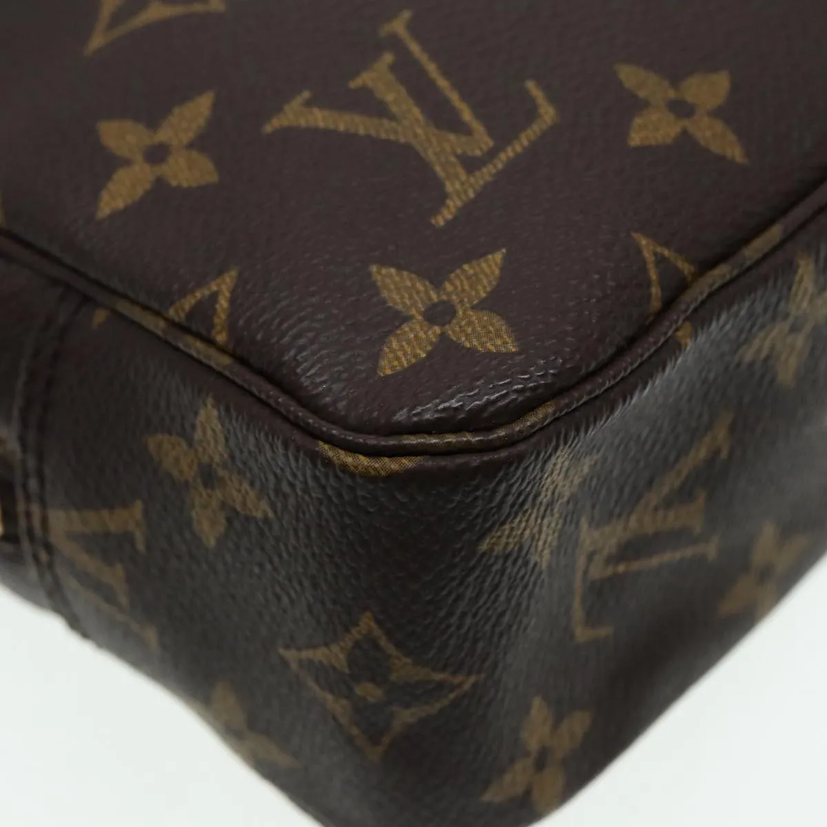 Trendy Inspired Louis Vuitton Monogram Trousse Toilette 23 Clutch Bag M47524 Lv Auth 88910