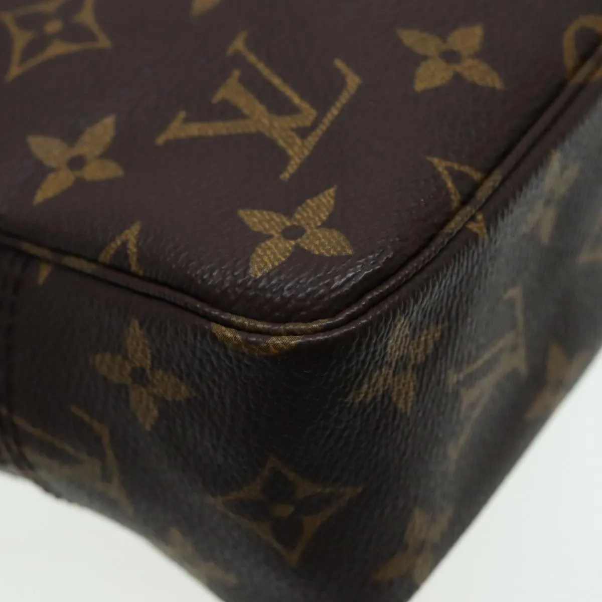 Trendy Inspired Louis Vuitton Monogram Trousse Toilette 23 Clutch Bag M47524 Lv Auth 88910