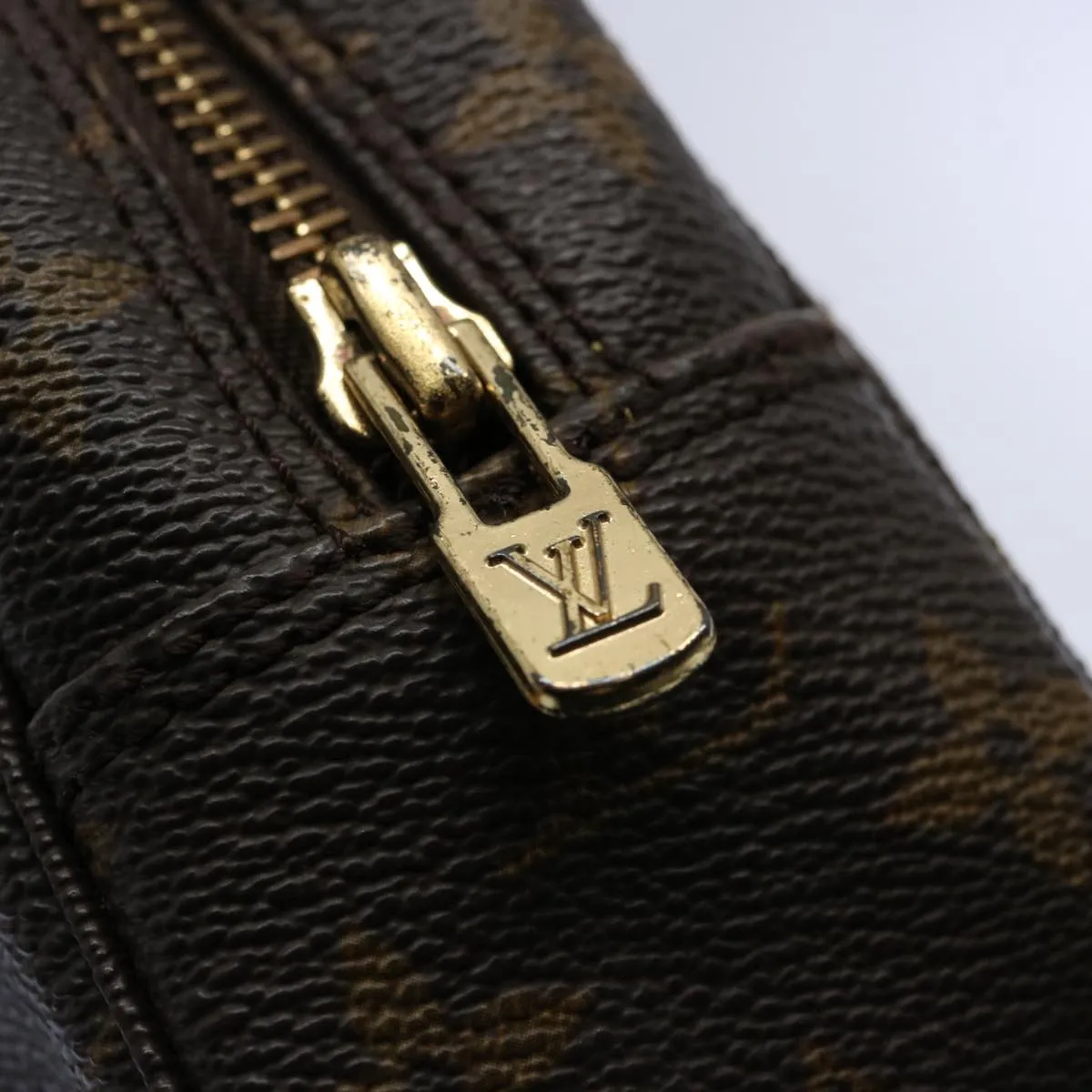 Trendy Inspired Louis Vuitton Monogram Trousse Toilette 23 Clutch Bag M47524 Lv Auth Am5264